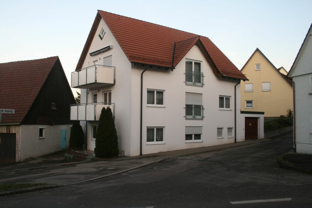 Gschwend - Im Asperg - Hausnummer 1 - 2013000000