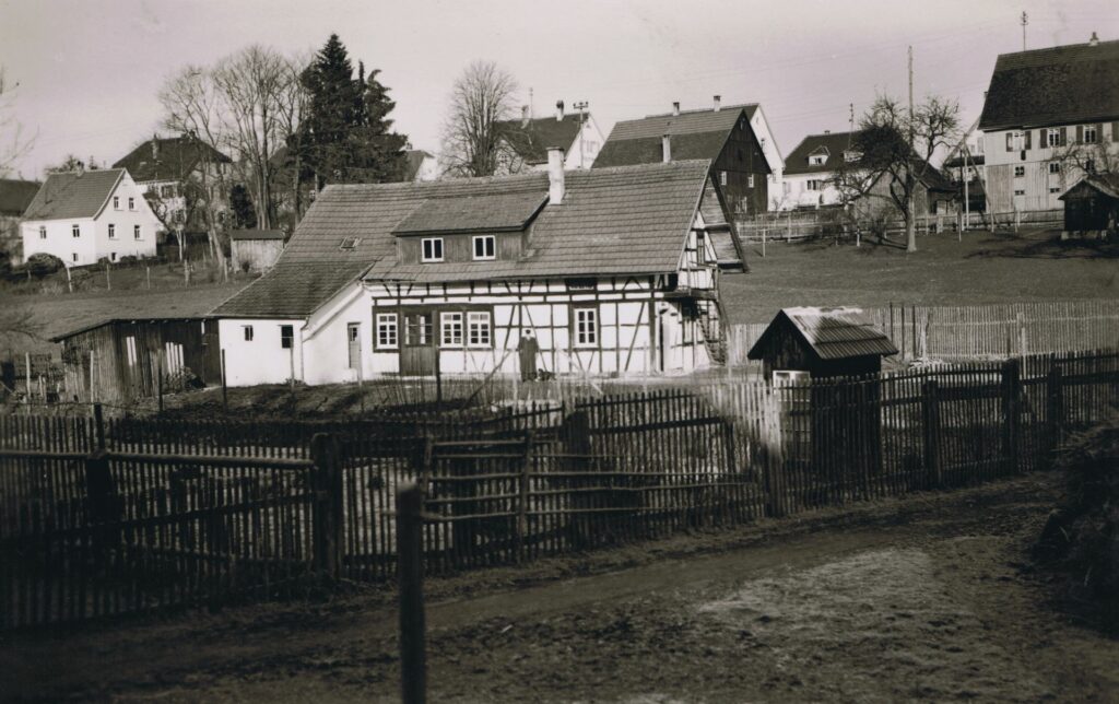 Gschwend - Brunnengässle - Hausnummer 8 - 1962000000