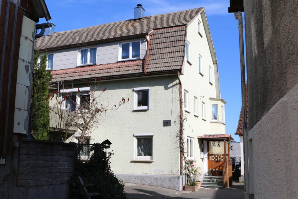 Gschwend - Friedhofstraße - Hausnummer 10 - 2019000000