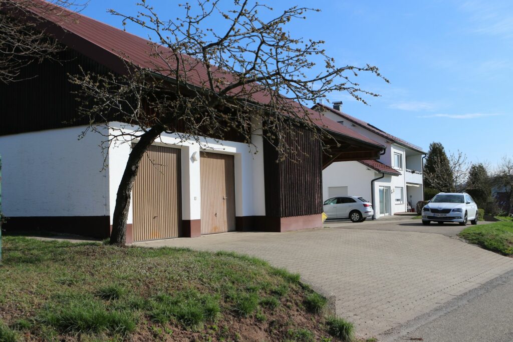 Gschwend - Friedhofstraße - Hausnummer 42 - 2020000000